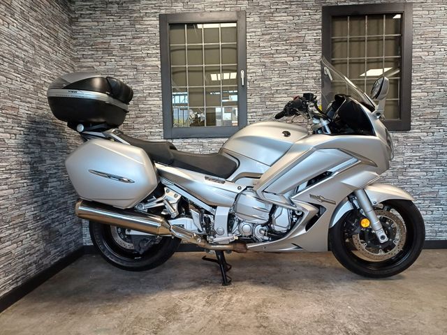 yamaha - fjr-1300