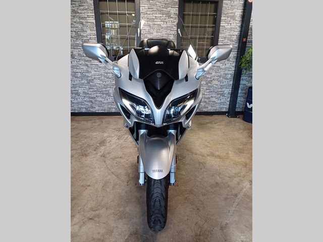 yamaha - fjr-1300