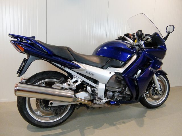 yamaha - fjr-1300