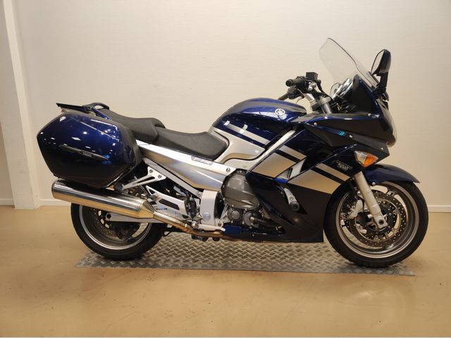 yamaha - fjr-1300