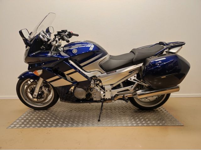 yamaha - fjr-1300