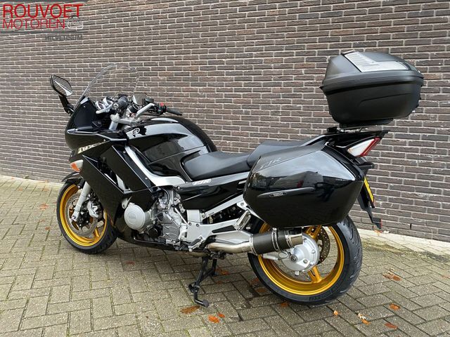 yamaha - fjr-1300