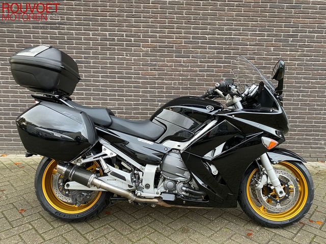 yamaha - fjr-1300