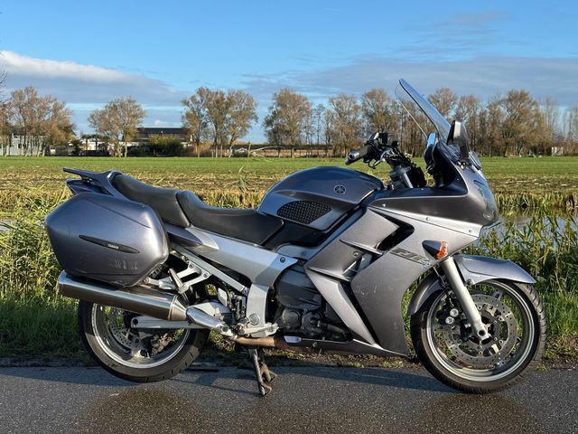 yamaha - fjr-1300