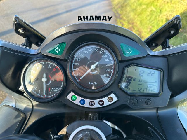 yamaha - fjr-1300