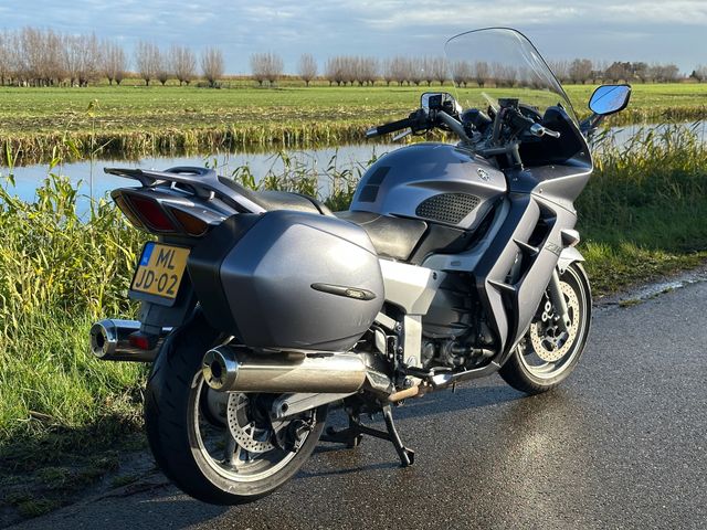 yamaha - fjr-1300