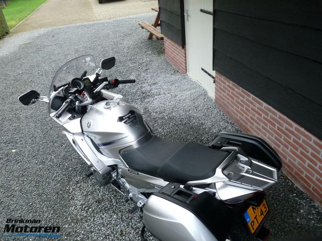 yamaha - fjr-1300