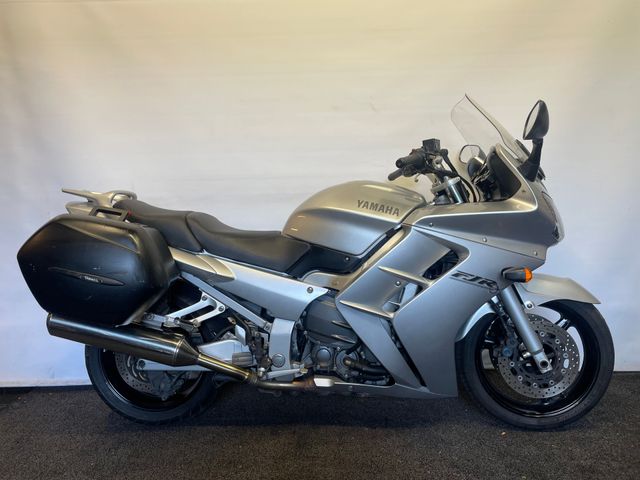 yamaha - fjr-1300