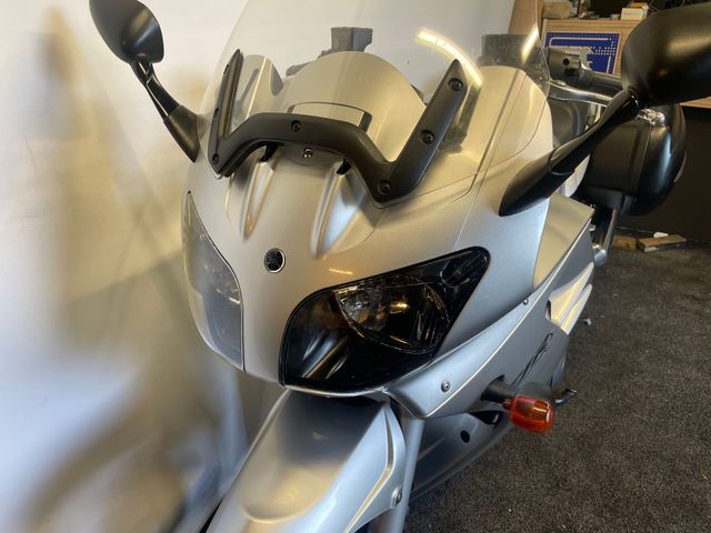 yamaha - fjr-1300