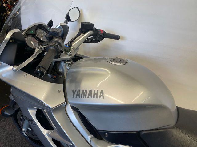 yamaha - fjr-1300