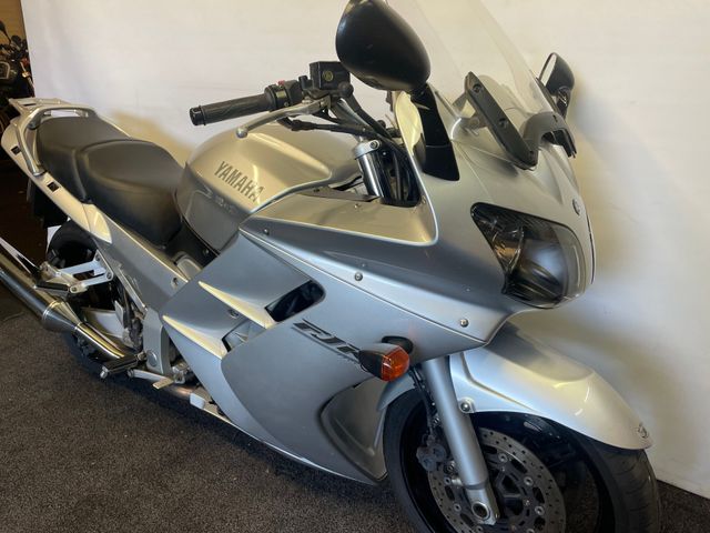 yamaha - fjr-1300