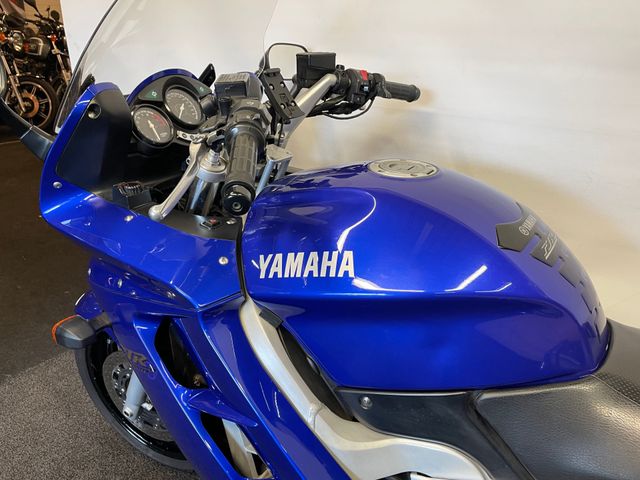 yamaha - fjr-1300