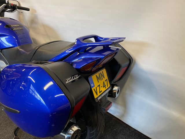 yamaha - fjr-1300