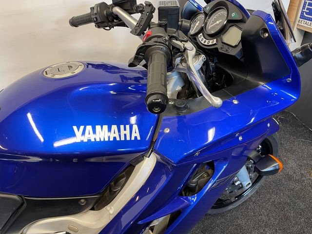 yamaha - fjr-1300