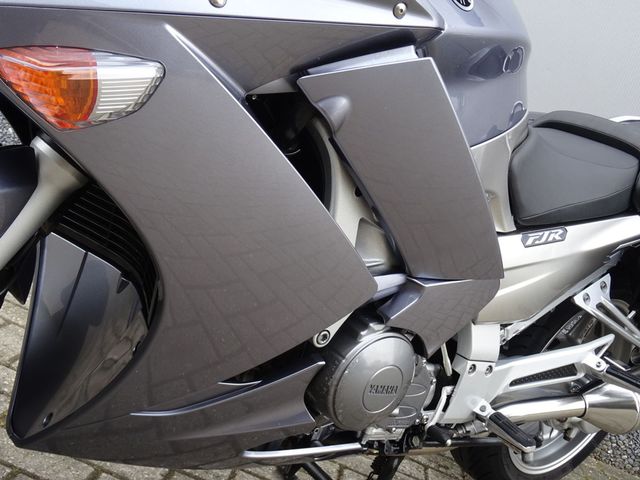yamaha - fjr-1300