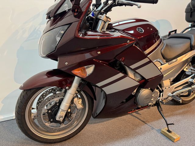 yamaha - fjr-1300