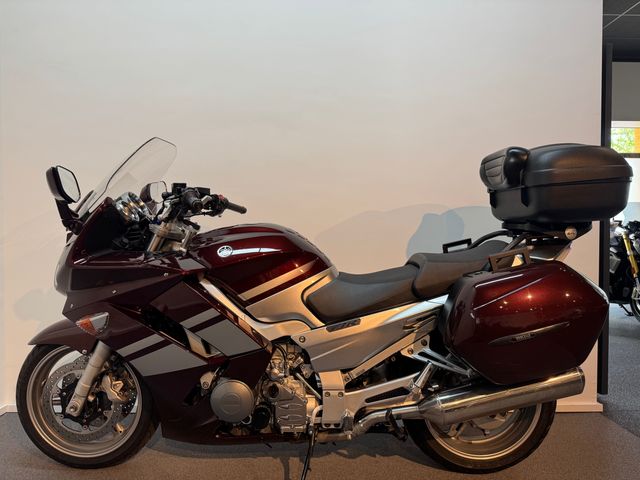 yamaha - fjr-1300