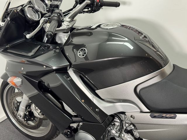 yamaha - fjr-1300