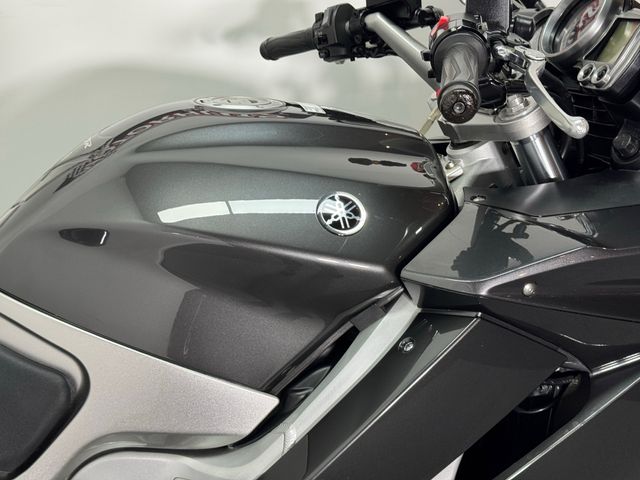 yamaha - fjr-1300