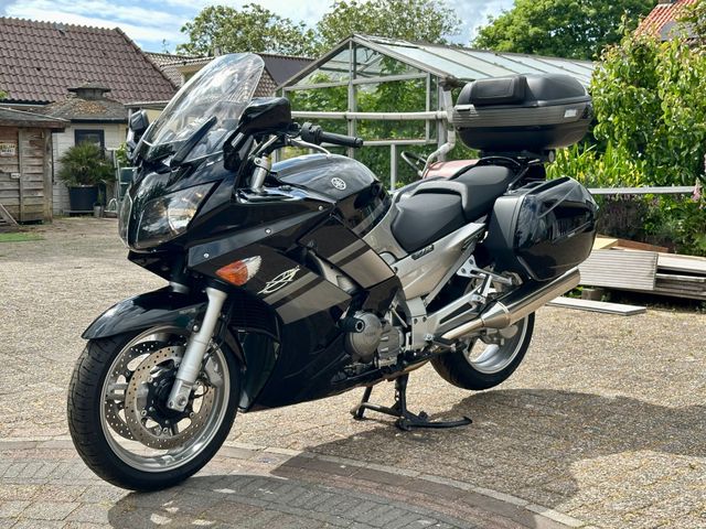 yamaha - fjr-1300