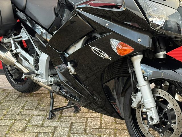 yamaha - fjr-1300