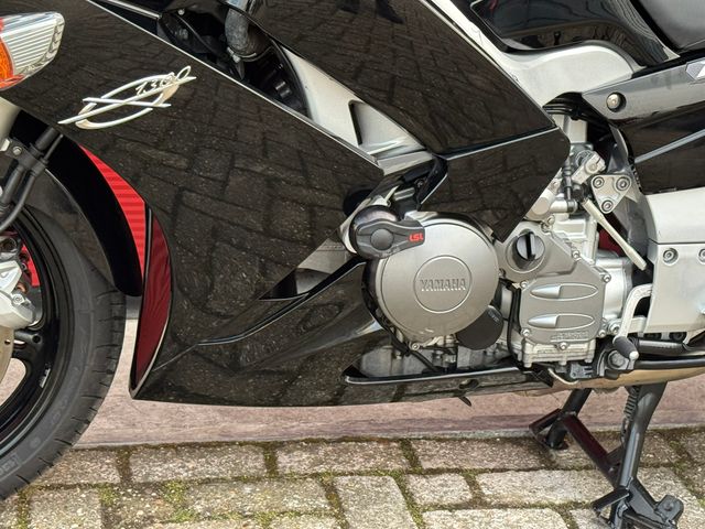 yamaha - fjr-1300