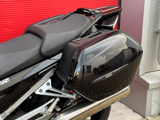 yamaha - fjr-1300