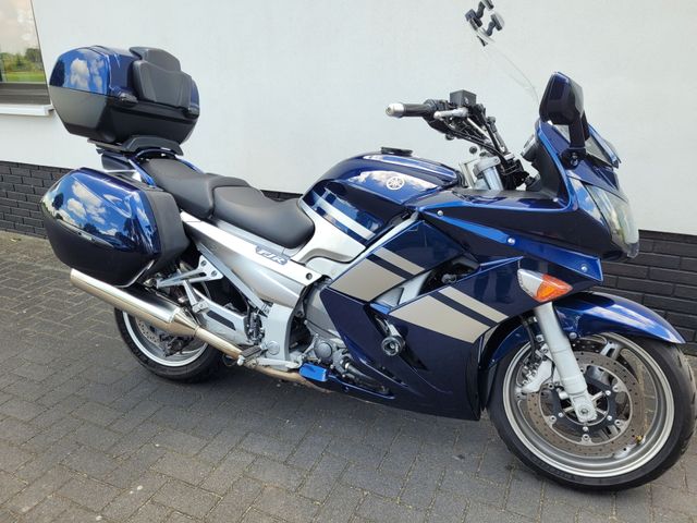 yamaha - fjr-1300