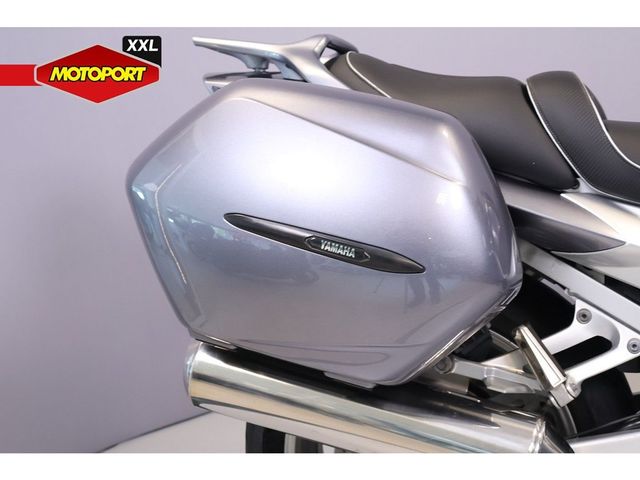 yamaha - fjr-1300