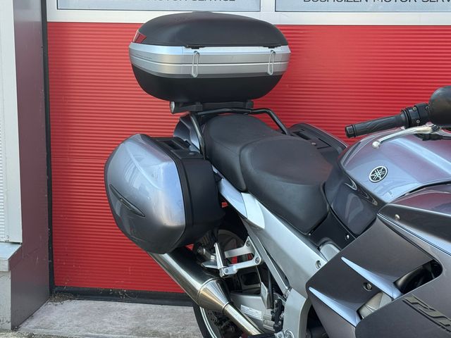 yamaha - fjr-1300