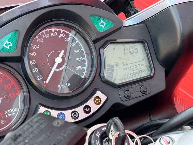 yamaha - fjr-1300