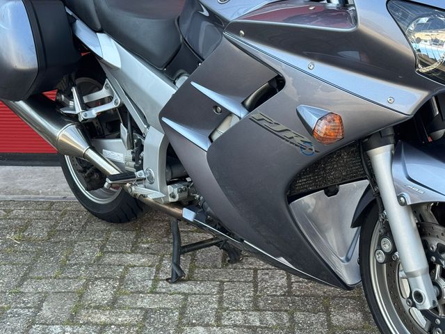 yamaha - fjr-1300