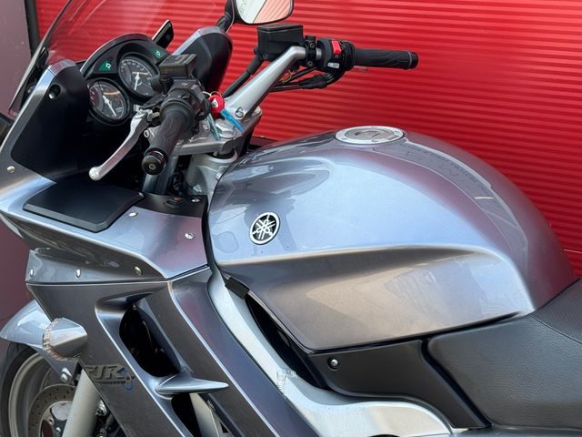 yamaha - fjr-1300