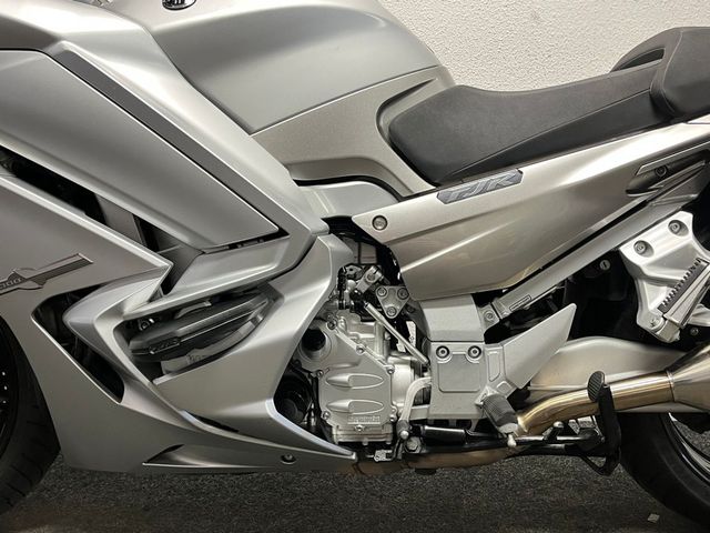 yamaha - fjr-1300-a