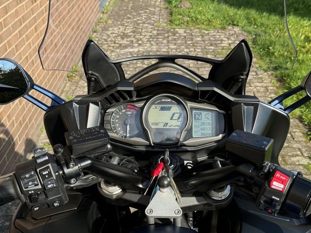 yamaha - fjr-1300-ae