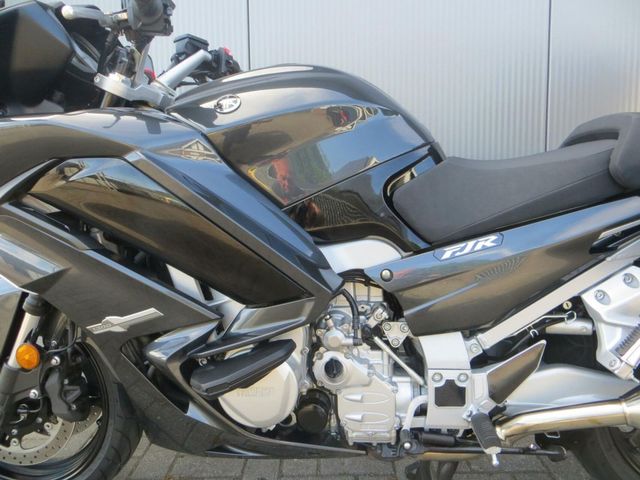 yamaha - fjr-1300-ae