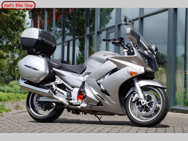 yamaha - fjr-1300-explorer