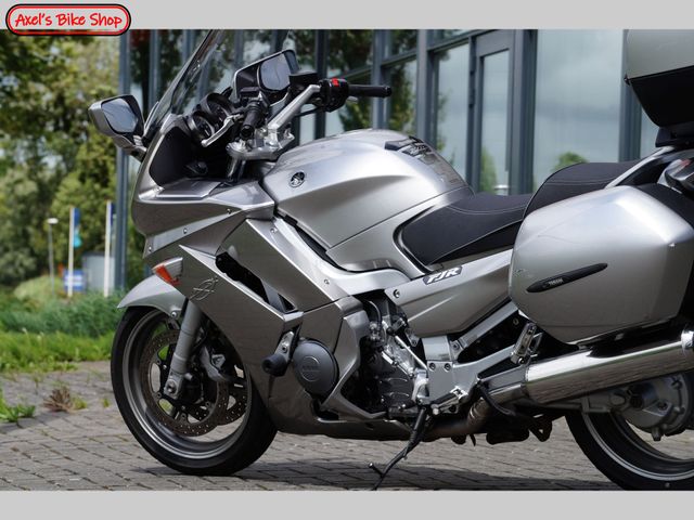 yamaha - fjr-1300-explorer