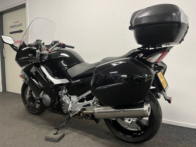 yamaha - fjr-1300-explorer