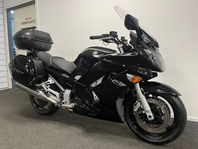 yamaha - fjr-1300-explorer