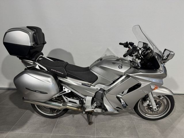 yamaha - fjr-1300-explorer