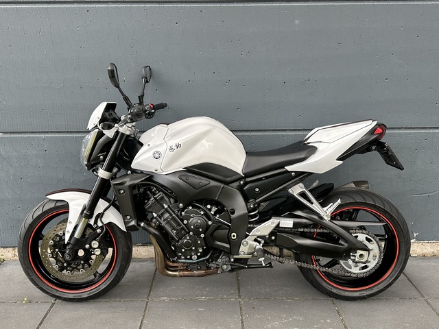 yamaha - fz-1