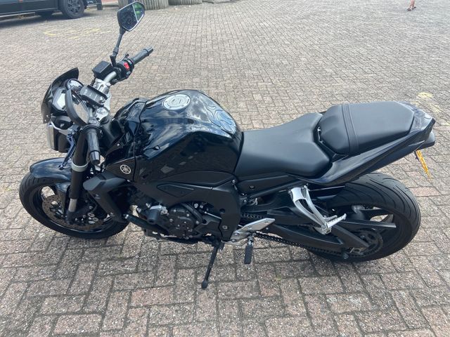 yamaha - fz-1