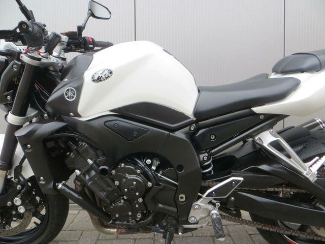 yamaha - fz-1