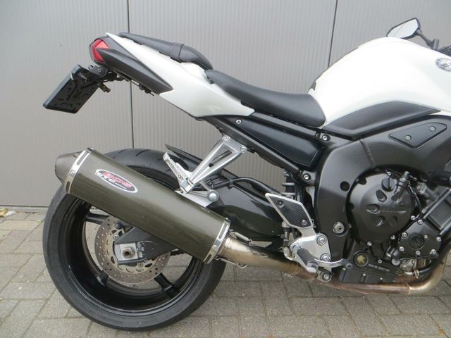 yamaha - fz-1