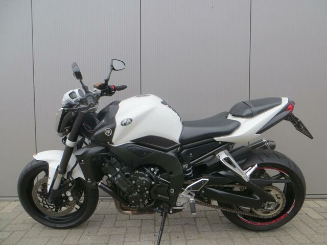 yamaha - fz-1