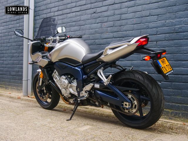 yamaha - fz-1