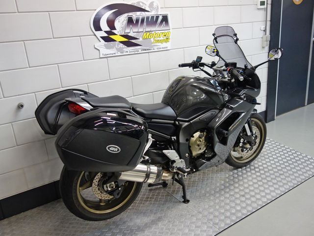 yamaha - fz-1