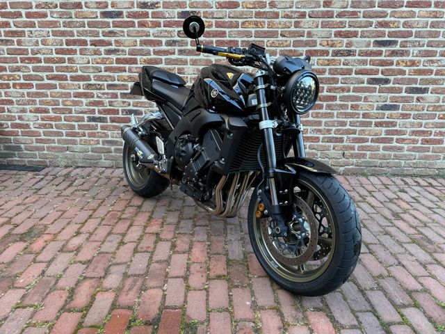 yamaha - fz-1