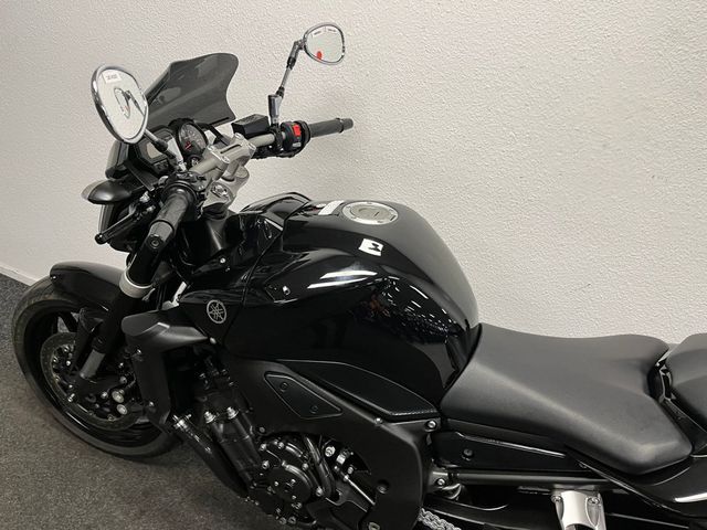 yamaha - fz-1